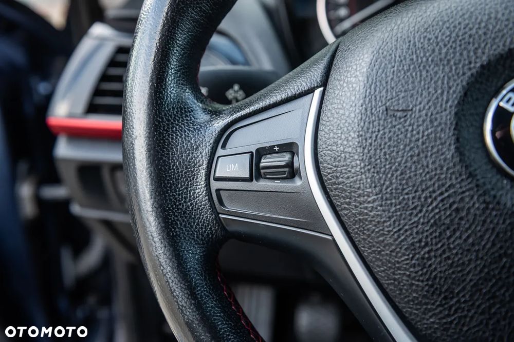 BMW Seria 1 116d Sport Line - 21