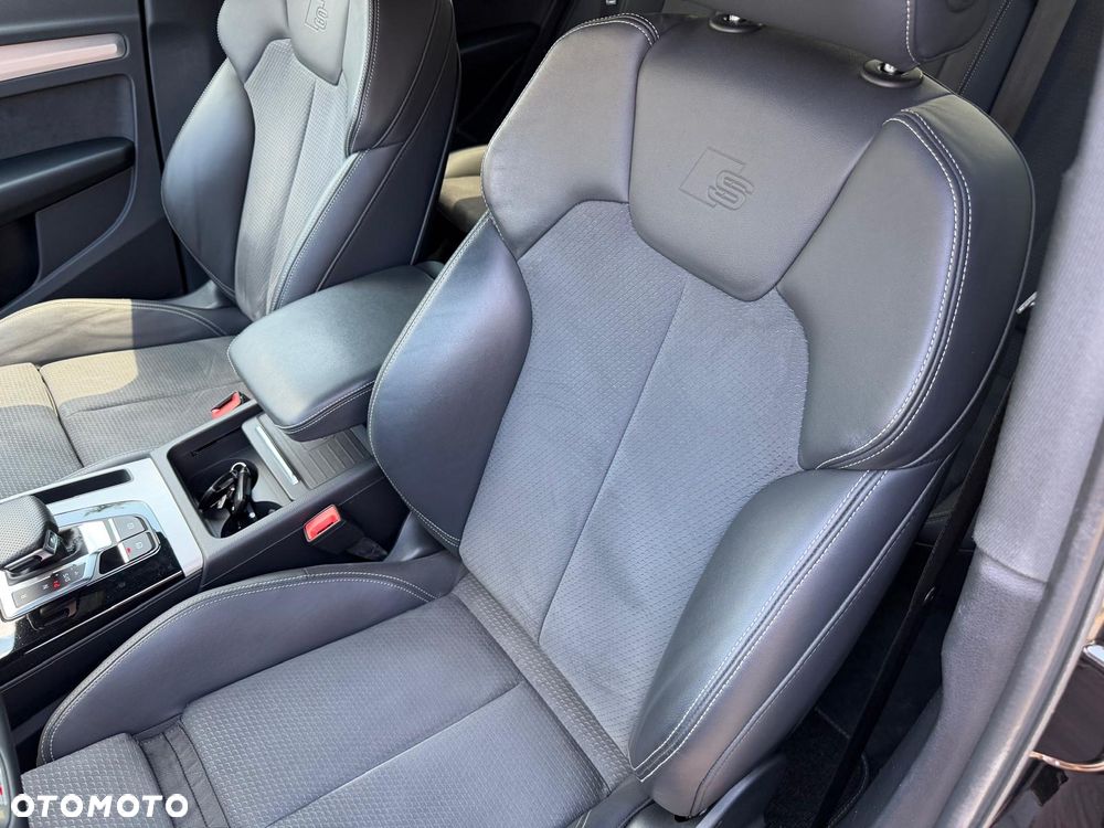 Audi Q5 55 TFSIe quattro S tronic S line - 17