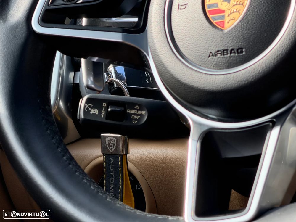 Porsche Cayenne 3.0 V6 - 52