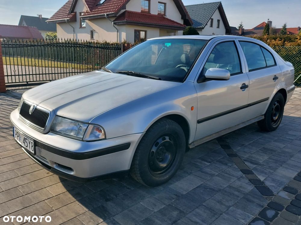 Skoda Octavia 2.0 GLX - 2