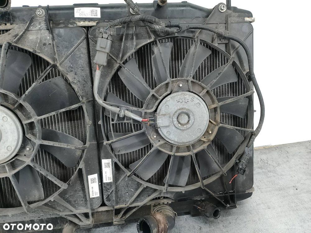 CHŁODNICA WODY Z WENTYLATOREM HONDA CIVIC VIII MF022740-4860 2.2 - 4
