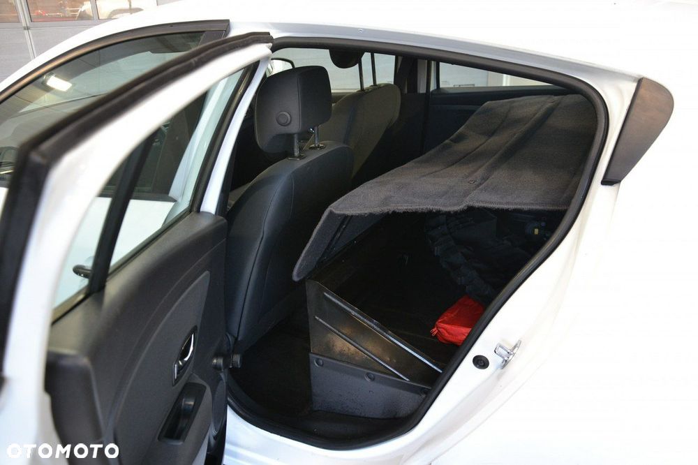 Renault Megane - 19