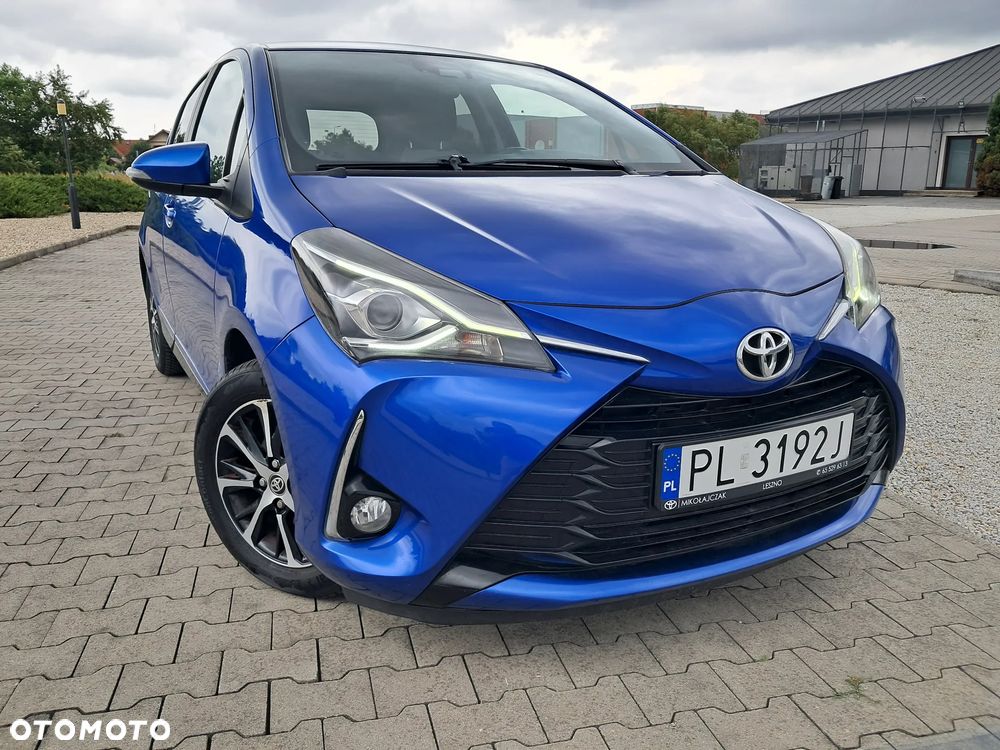 Toyota Yaris 1.0 Premium - 5