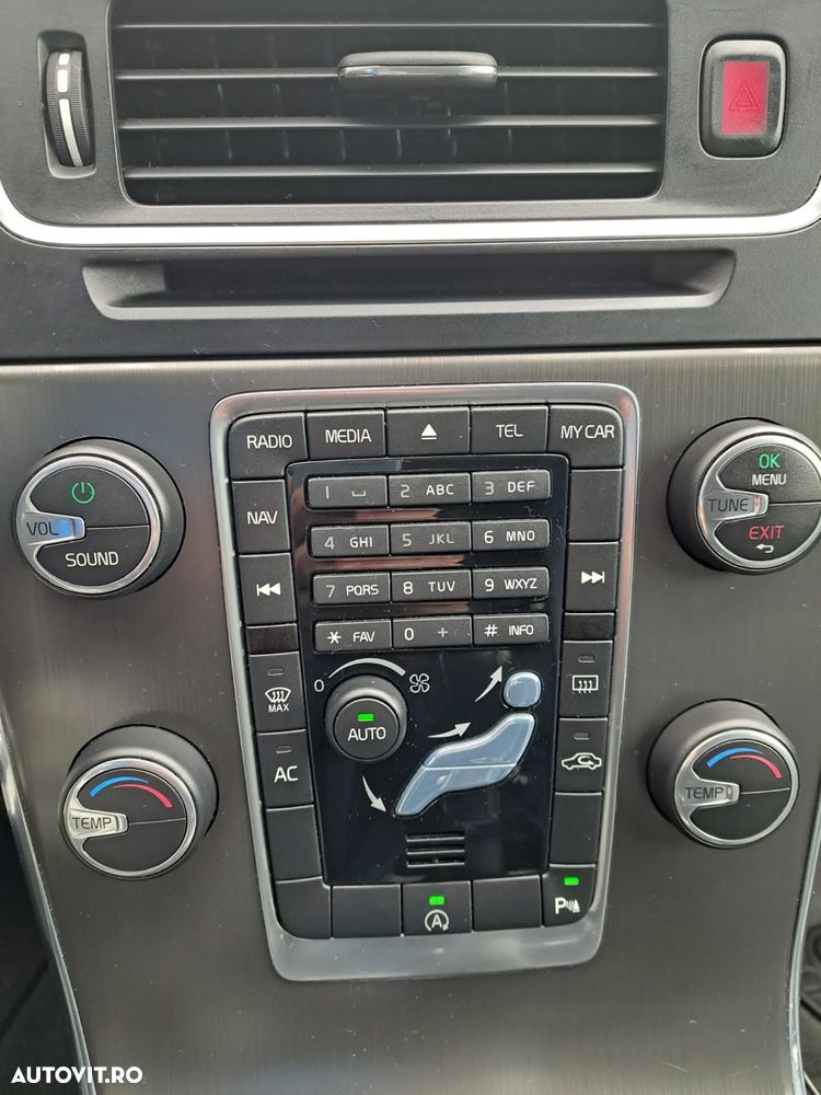 Volvo V60 D2 ECO Start-Stop Momentum - 10