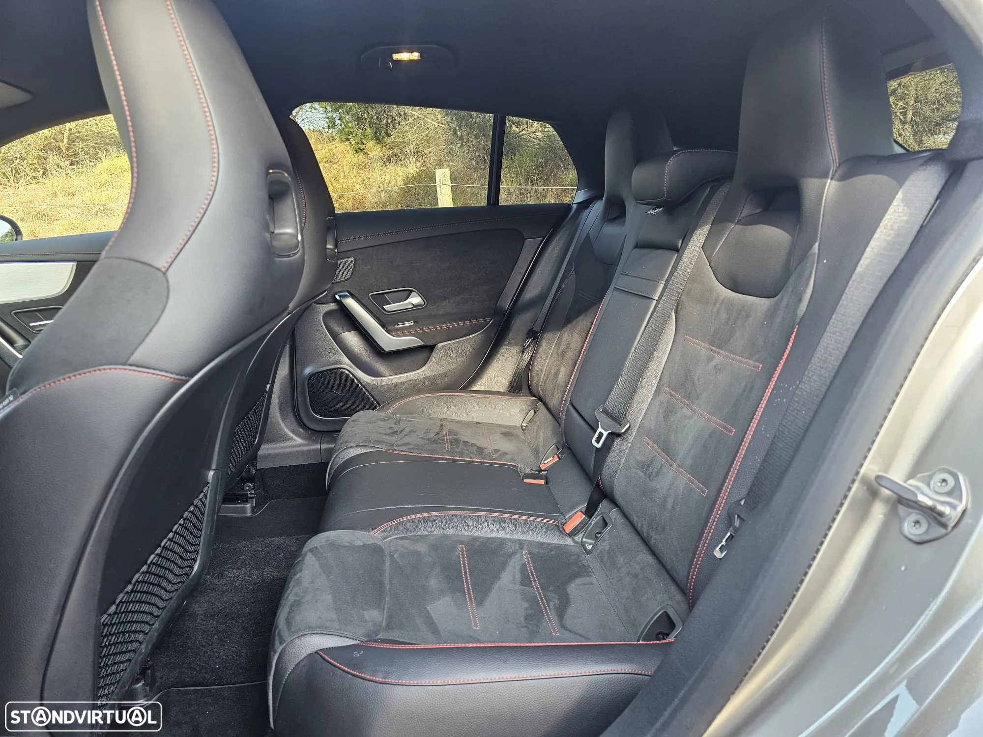 Mercedes-Benz CLA 180 d Shooting Brake 7G-DCT AMG Line - 19