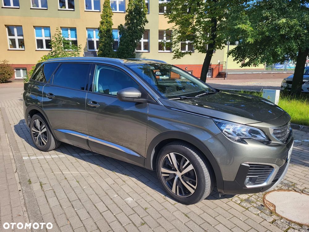 Peugeot 5008 - 3