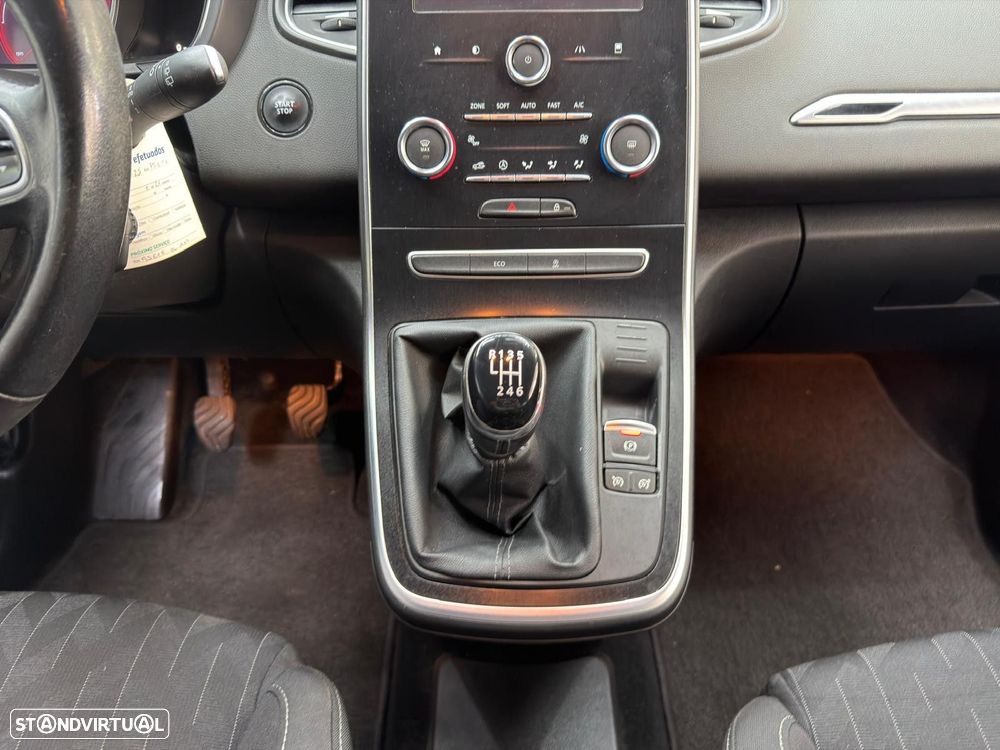Renault Scénic 1.3 TCe Limited - 28
