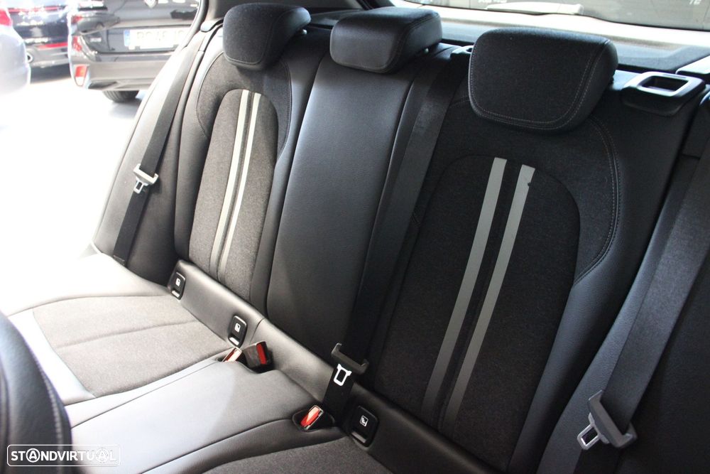 BMW 116 d Line Luxury Auto - 7