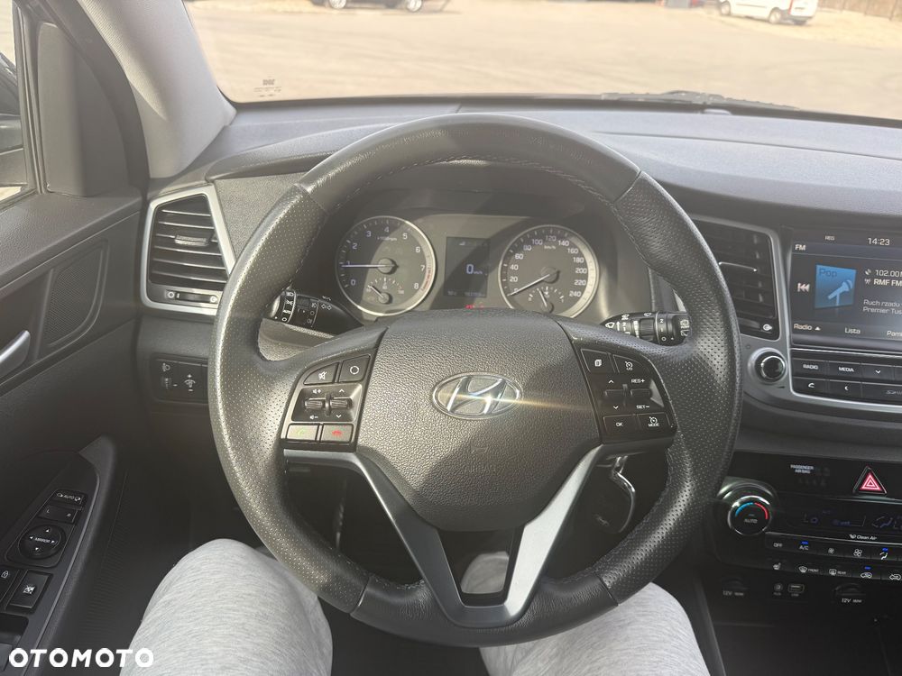 Hyundai Tucson blue 1.6 GDi 2WD Navi - 20