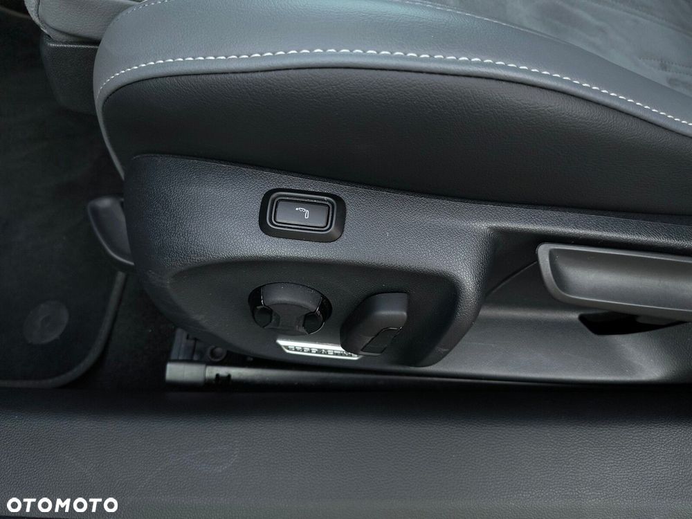Volkswagen Passat - 19