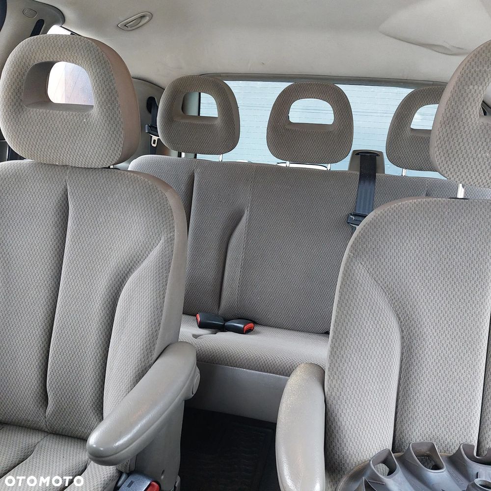 Chrysler Voyager 2.8 LX CRD - 5