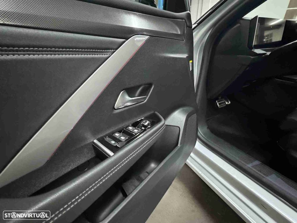 Opel Astra 1.5 D GS Aut. - 9