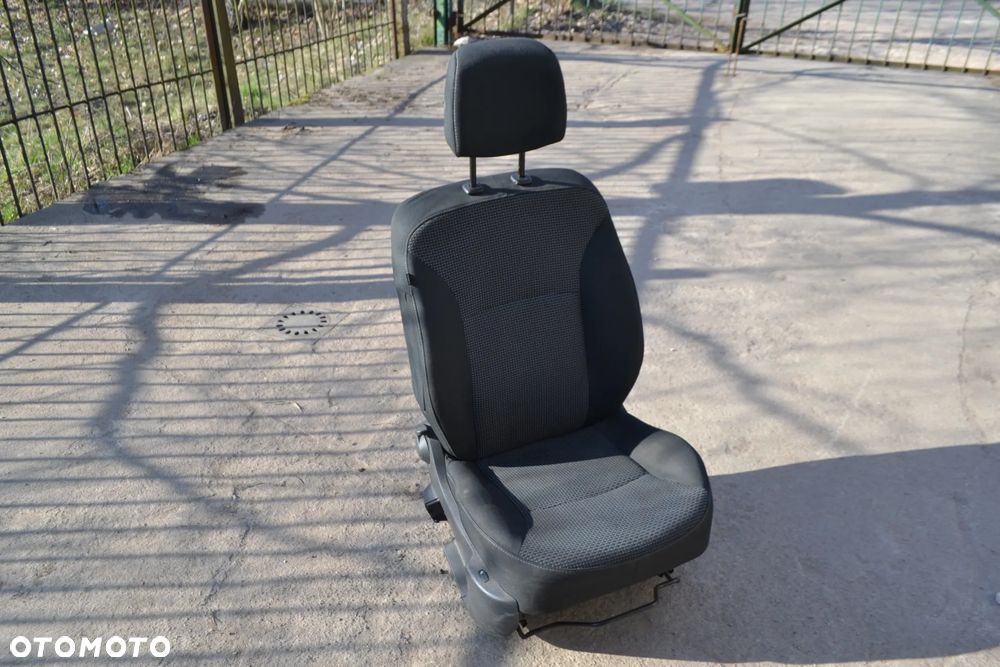 MERCEDES CITAN W415 RENAULT KANGOO FOTEL PRAWY PASAŻERA PODGRZEWANY POMORSKIE - 2