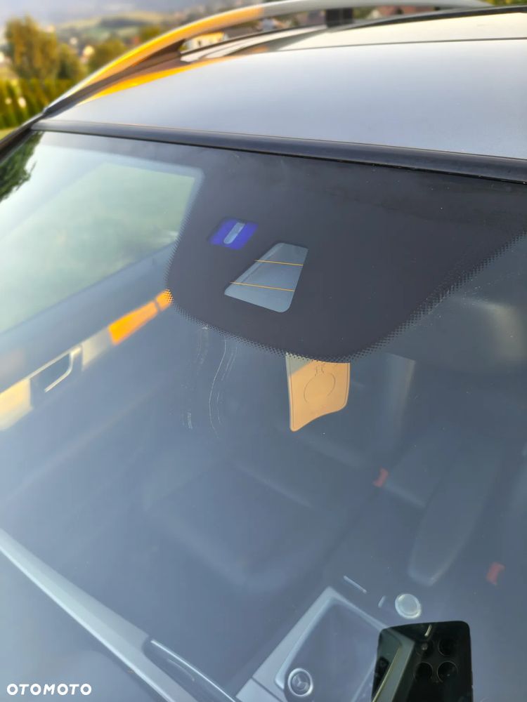 Mercedes-Benz Klasa C 300 CDI BlueEff 4-Matic Avantgarde - 21