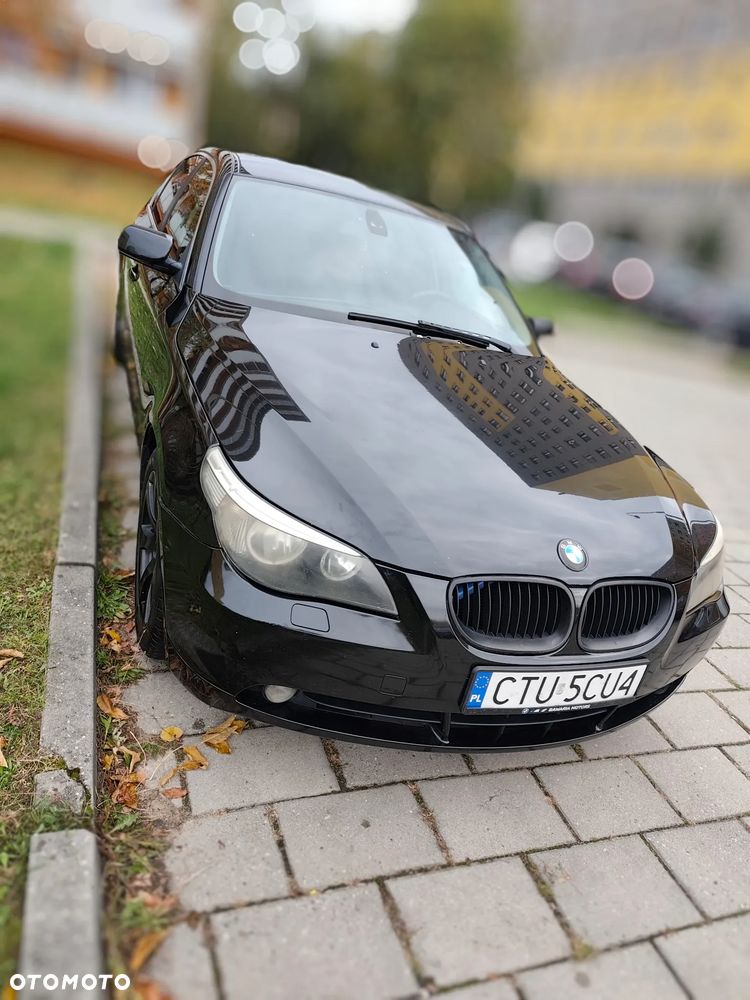 BMW 5 Series 2006 photo 2
