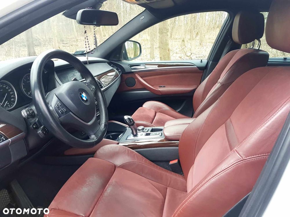BMW X6 - 15