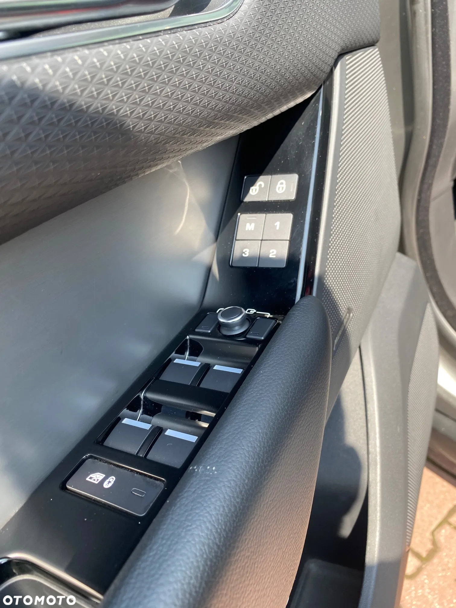 Land Rover Range Rover Velar 2.0 Si4 GPF R-Dynamic - 21