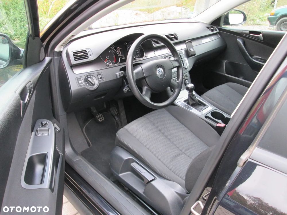 Volkswagen Passat 2.0 TDI Comfortline - 7