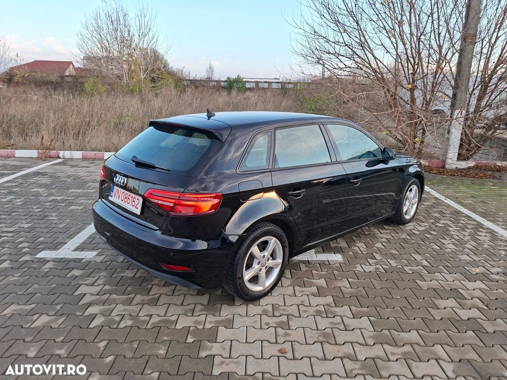 Audi A3 2.0 TDI Sportback S tronic - 3