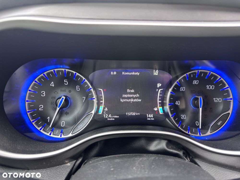 Chrysler Pacifica - 32