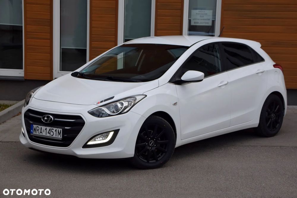Hyundai i30 blue 1.4 Trend - 6