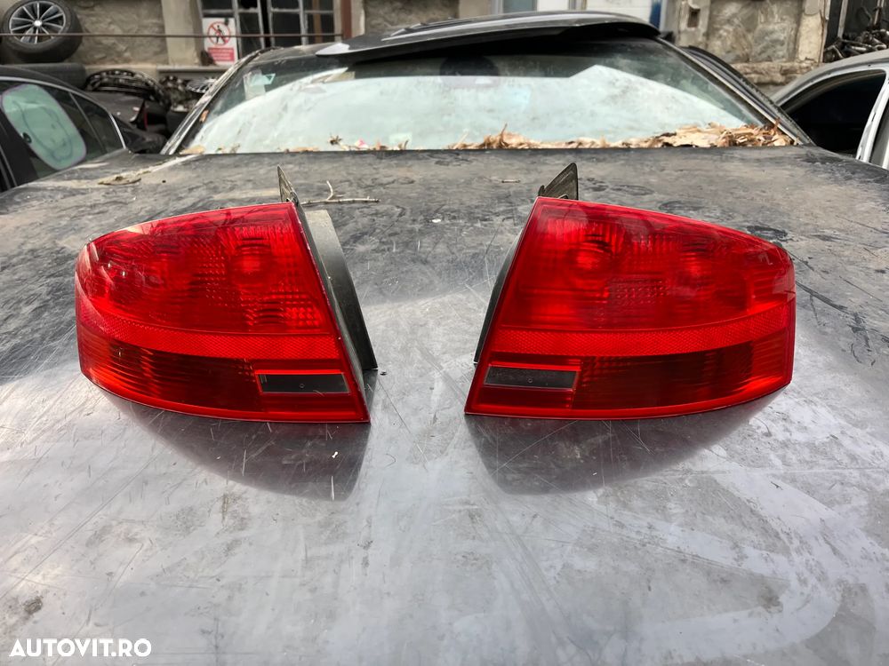 Stop stanga/Stop dreapta spate aripa Audi A4 B7 sedan complet cu soclu - 1