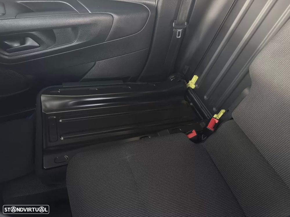 Toyota proace city exclusive - 11