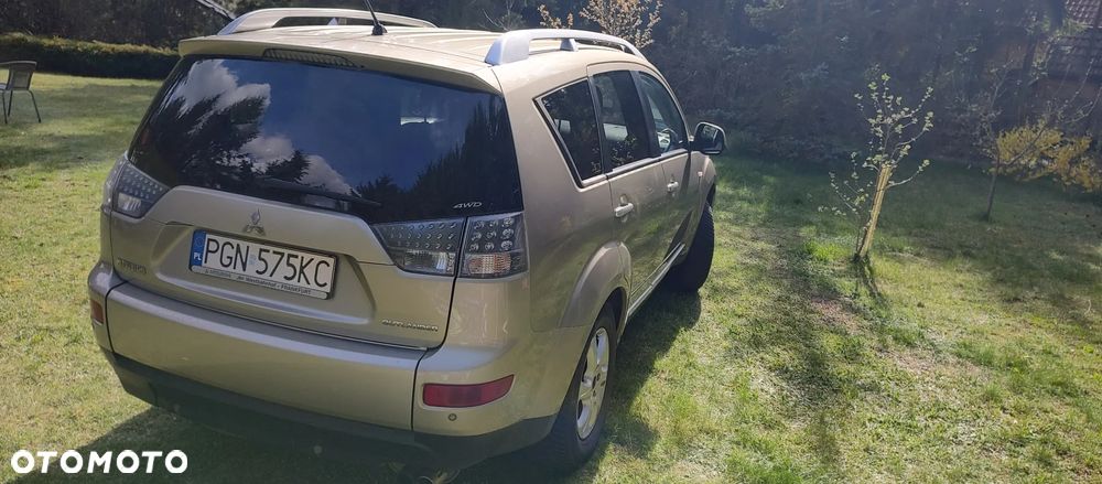 Mitsubishi Outlander 2.2 DI-D 4WD Invite - 18