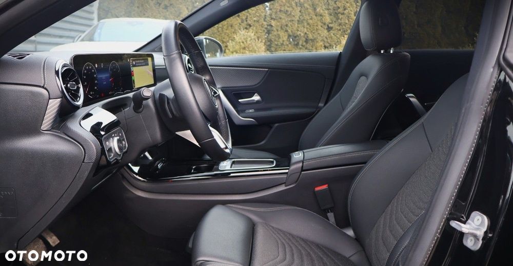 Mercedes-Benz CLA - 15