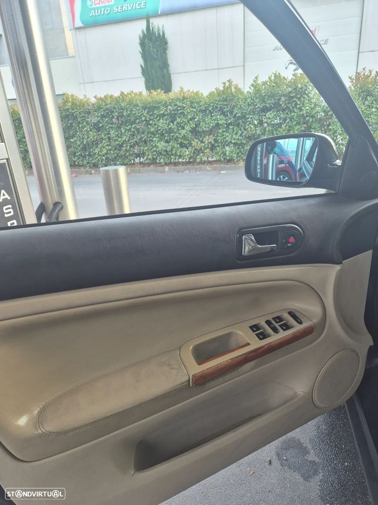 VW Passat 1.9 GL TDI - 12