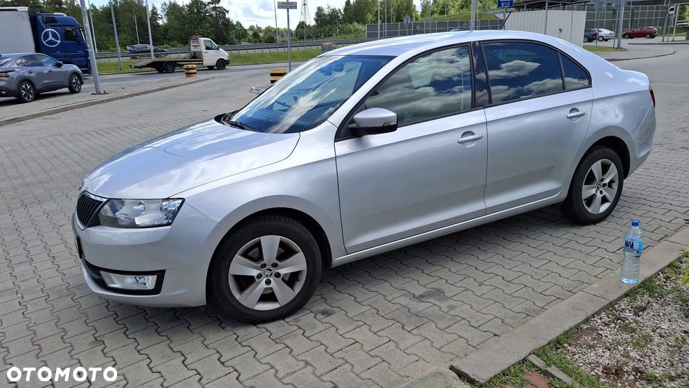 Skoda RAPID 1.2 TSI Ambition - 21
