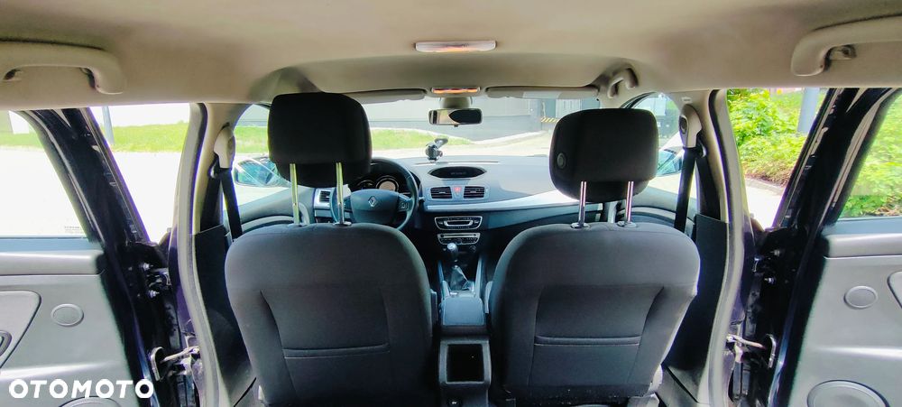 Renault Megane 1.9 dCi Dynamique - 10