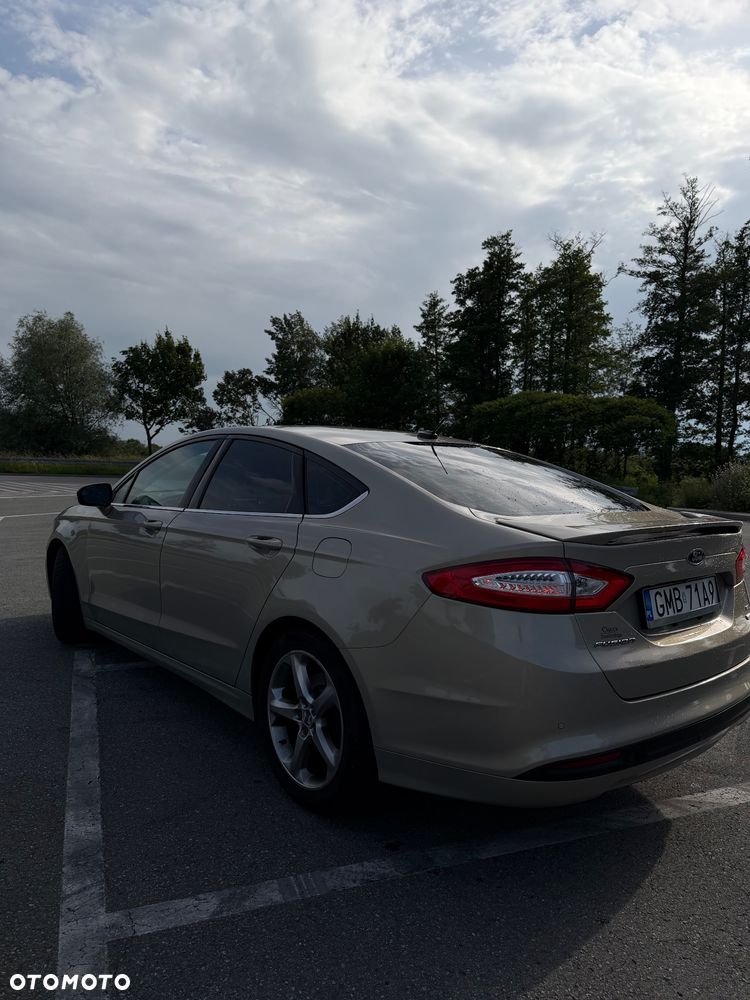 Ford Fusion - 3
