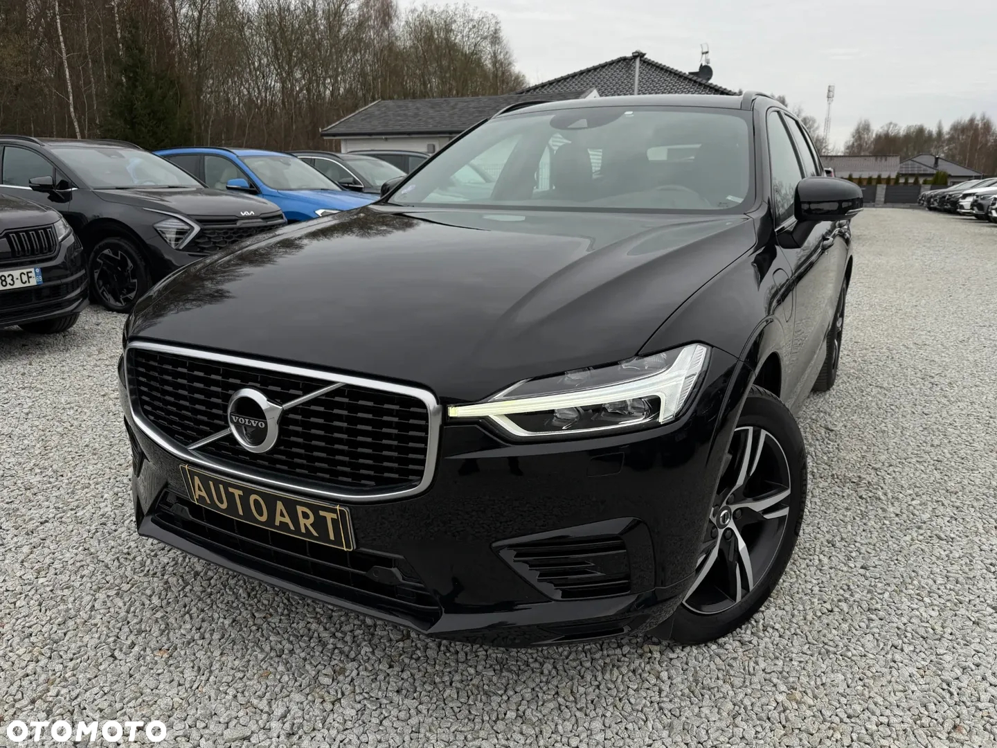 Volvo XC 60 T8 Plug-In Hybrid AWD R-Design - 4
