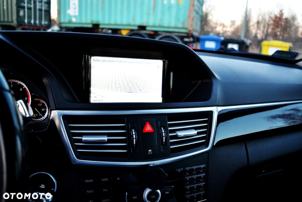 Mercedes-Benz Klasa E 350 CDI DPF 4Matic BlueEFFICIENCY 7G-TRONIC Avantgarde - 14