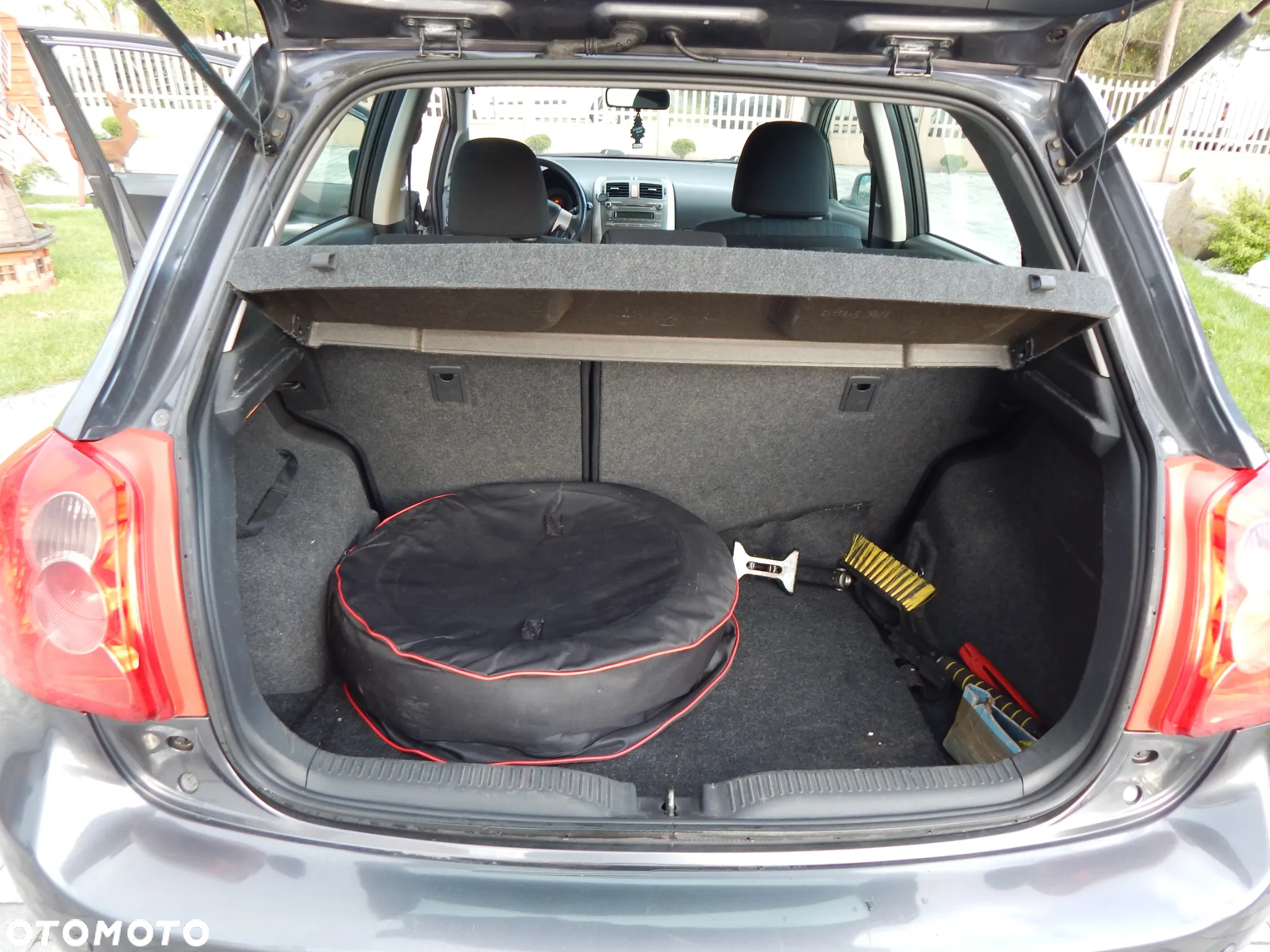 Toyota Auris 1.6 VVT-i Sol - 14
