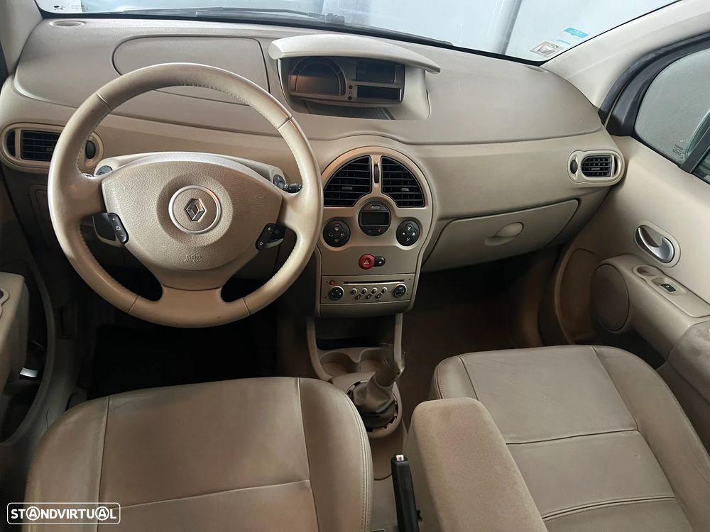 Renault Modus 1.2 TCE Dynamique S - 9