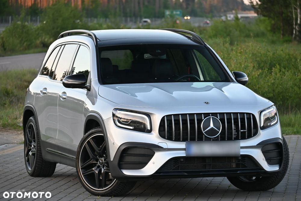 Mercedes-Benz GLB - 2