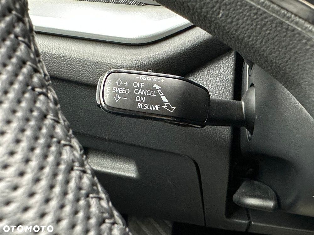 Skoda Octavia 2.0 TDI SCR Style DSG - 16