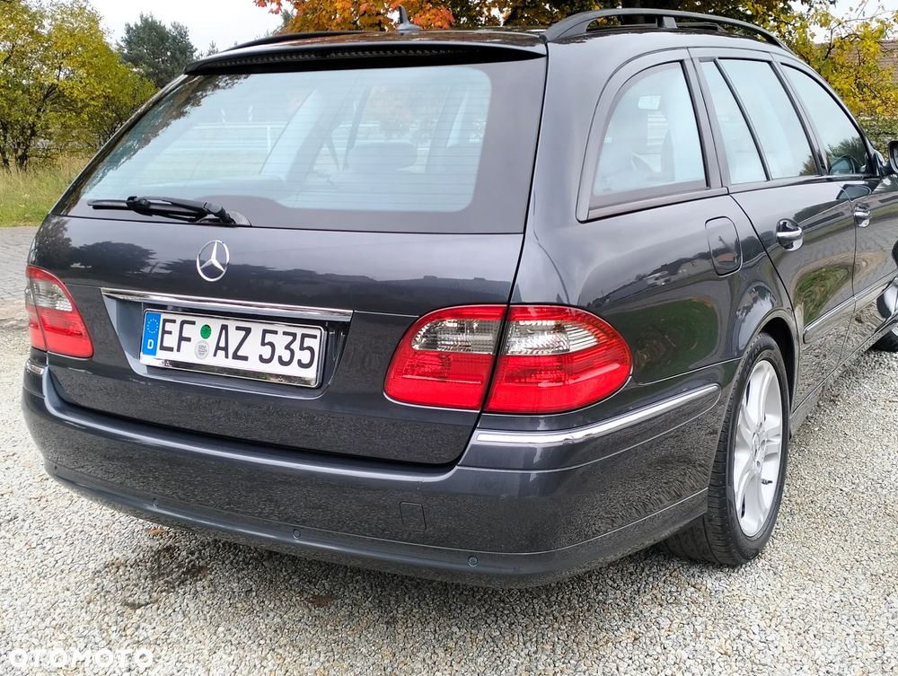 Mercedes-Benz Klasa E - 27