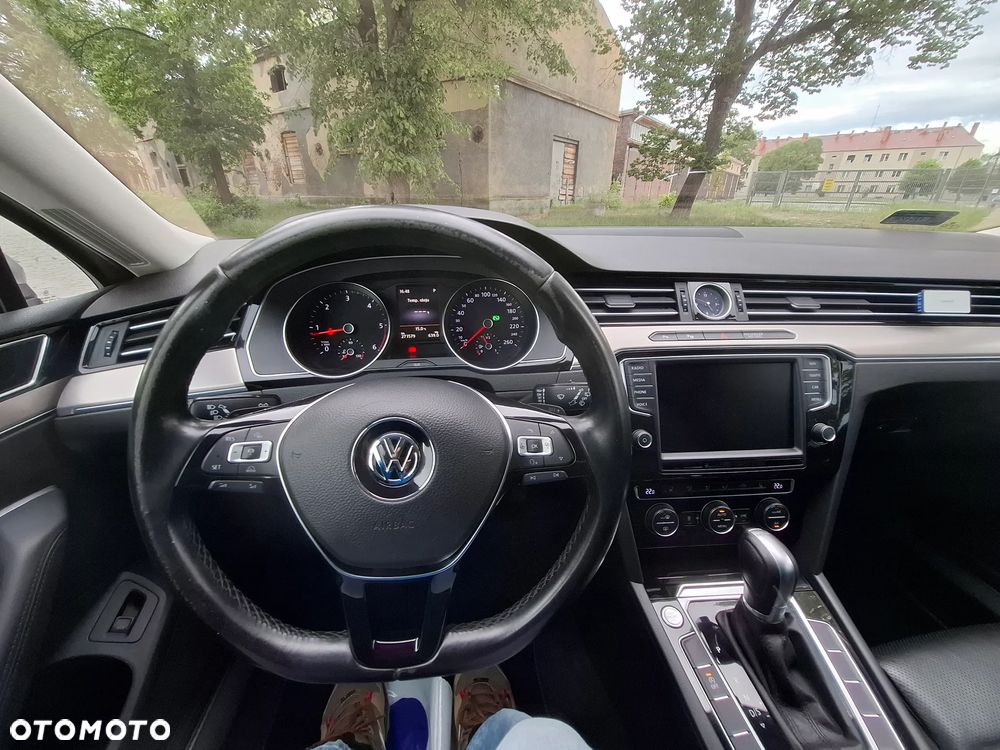 Volkswagen Passat 2.0 TDI SCR DSG Highline - 7