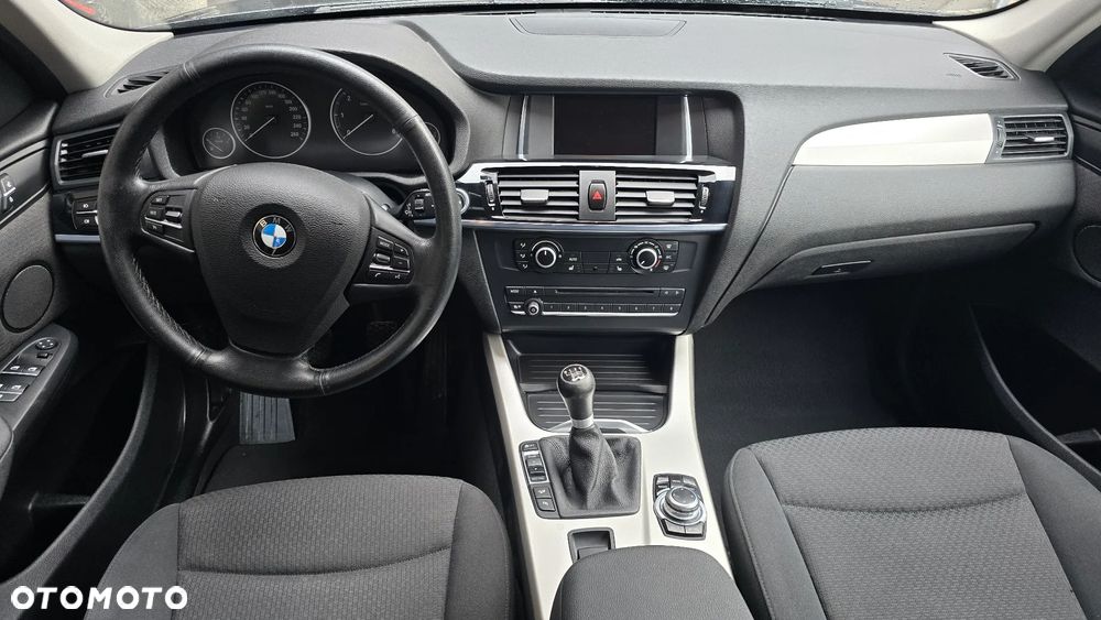 BMW X3 xDrive20d - 16