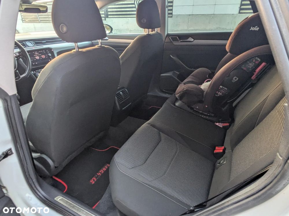 Volkswagen Arteon 2.0 TDI SCR Elegance DSG - 17