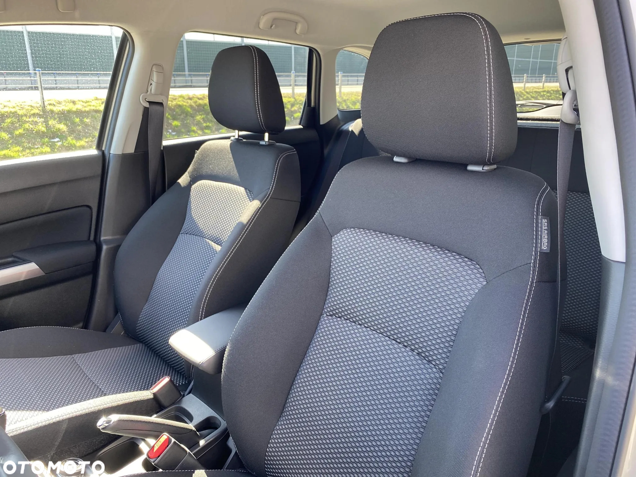 Suzuki Vitara 1.4 Boosterjet mHEV Premium Plus 4WD - 11