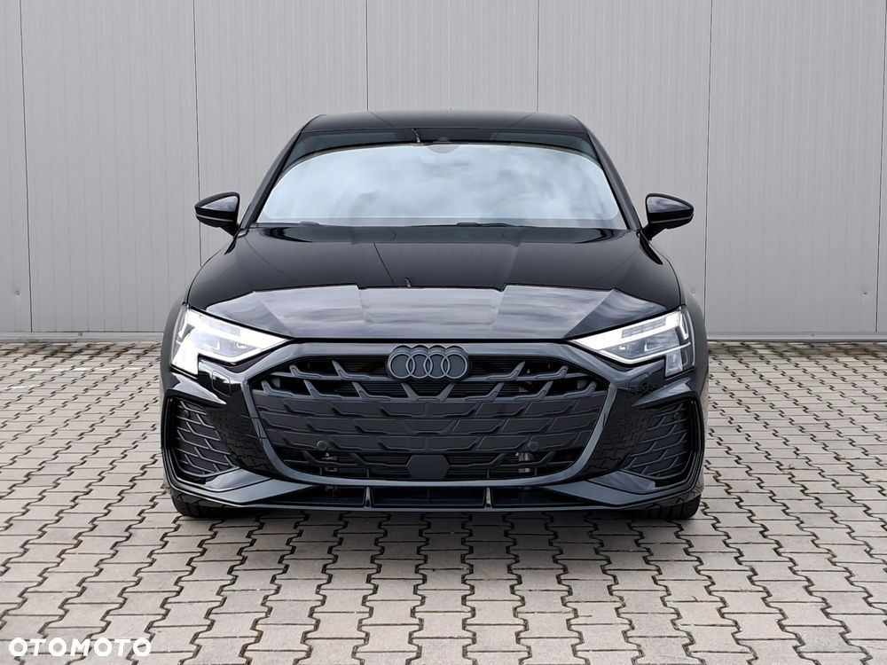 Audi A3 Sportback - 4