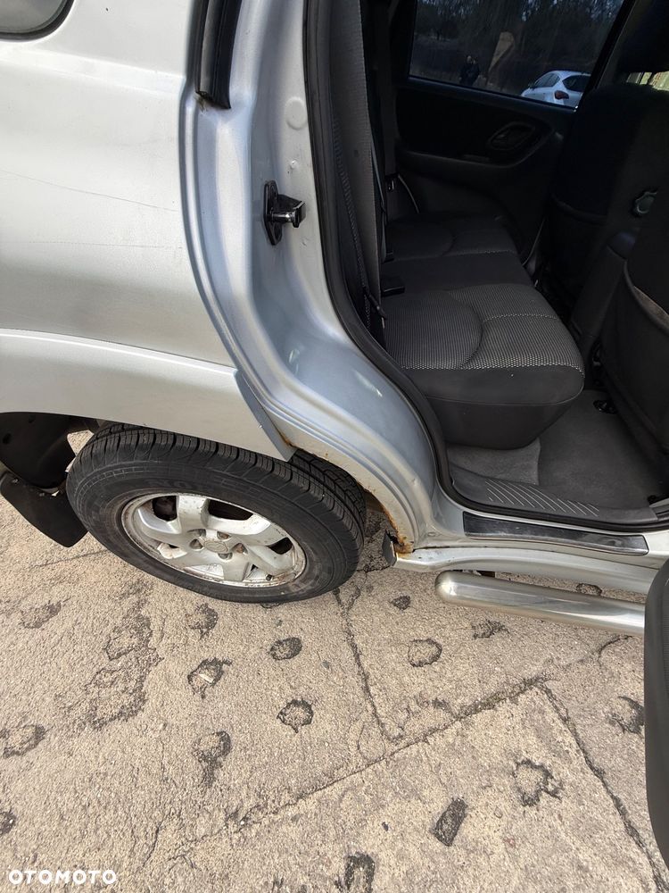 Mazda Tribute 4x4 Comfort - 13