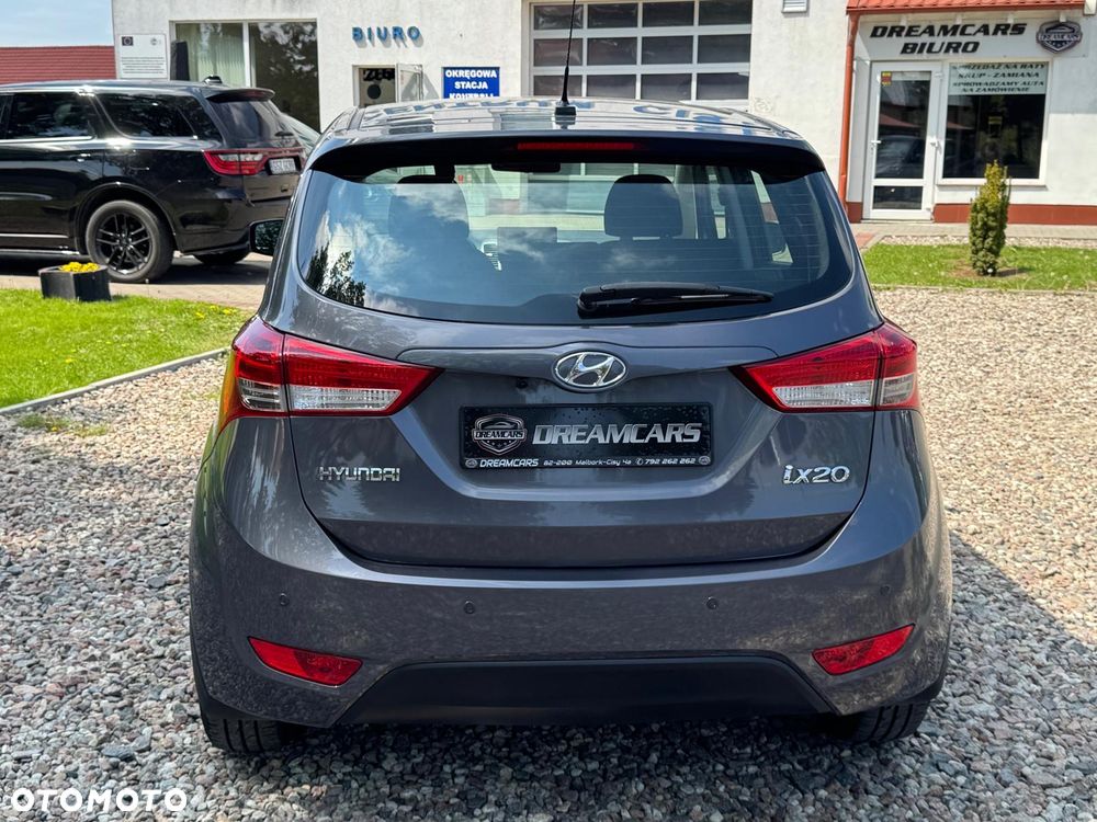 Hyundai ix20 - 10
