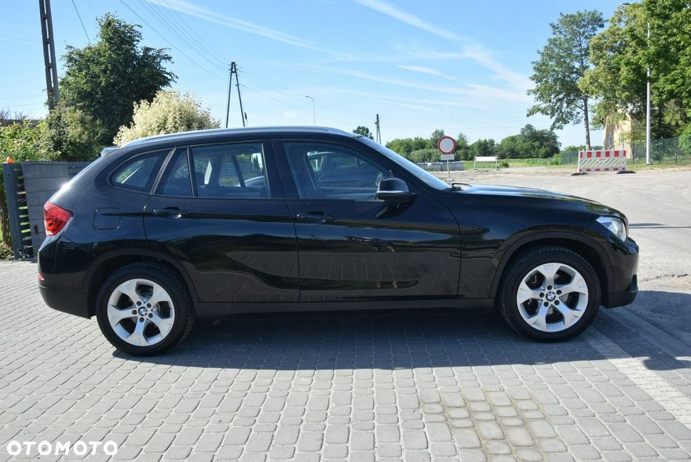BMW X1 xDrive18d - 11