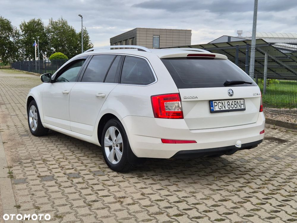 Skoda Octavia 1.4 TSI Green tec DSG Elegance - 4