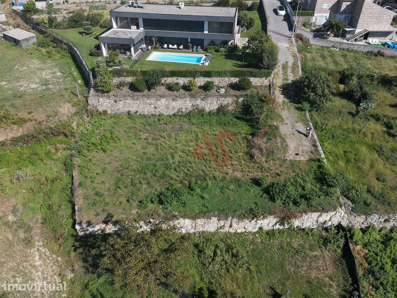 Terreno Urbano para Construção com 739m2 | Montesinhos, Vizela - Grande imagem: 3/5
